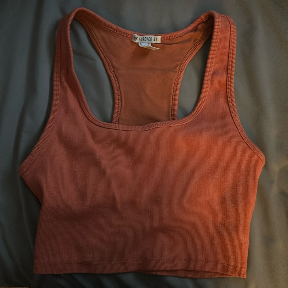 NWOT Forever 21 Ribbed crop workout or yoga tank size M